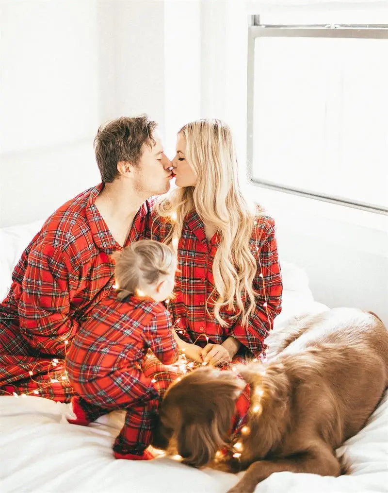 Christmas Homewear Family Clothes Print Long Sleeve Sleepwear Tracksuit Mother Daughter Father Son Matching Outfits Baby Rompers